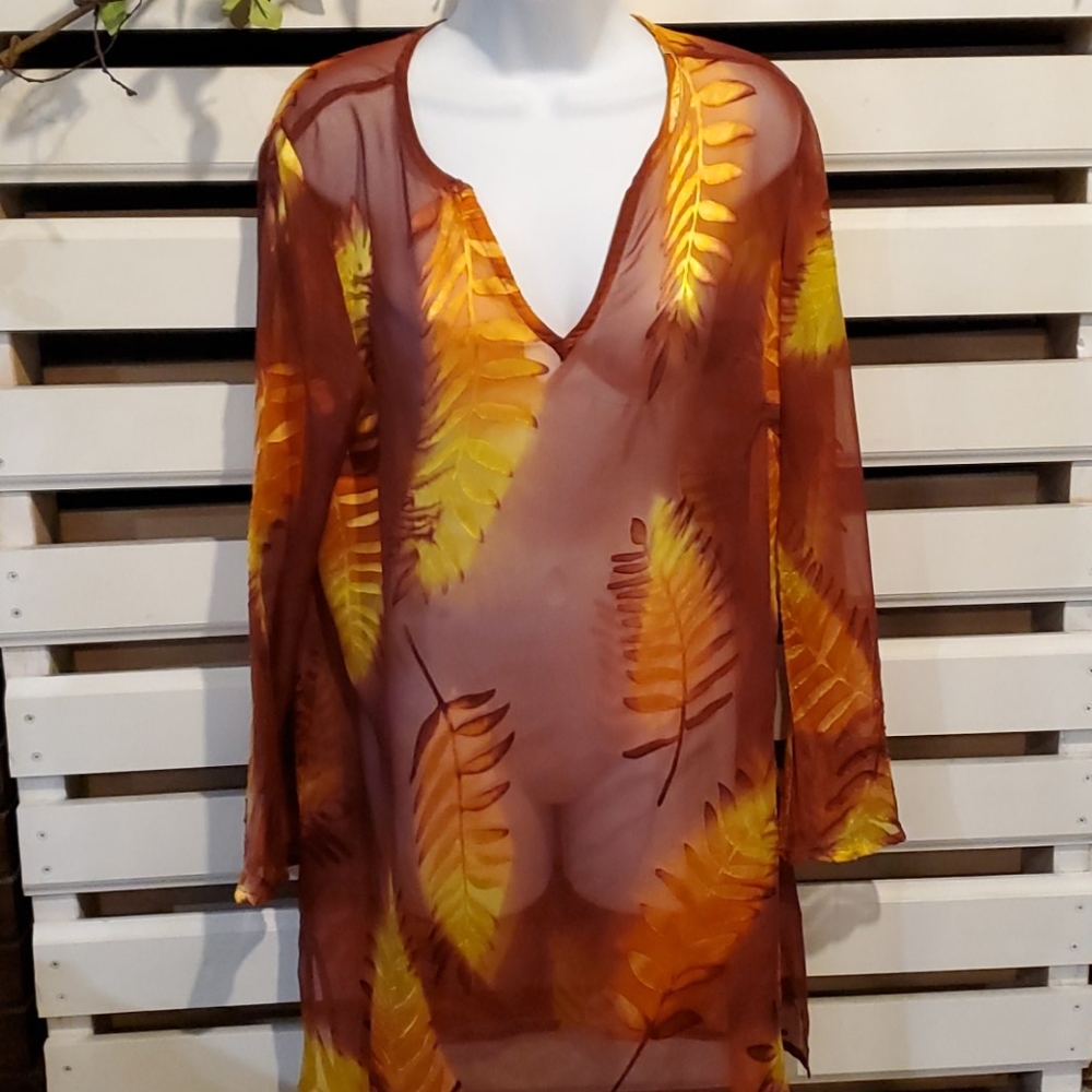 SILK tunic.                      #1440